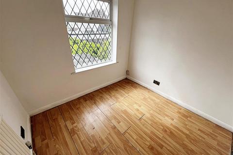 2 Holyoake Road, Grimsby, DN32 8JH