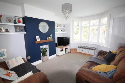 3 bedroom semi-detached house for sale, Desborough Road, Eastleigh, Eastleigh