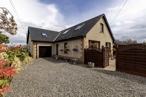 4 bedroom detached house for sale, Main Street, Balbeggie, Perth