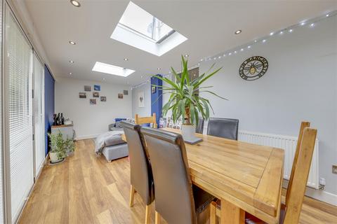 35 Broadway, Haslingden, Rossendale, BB4 4ES