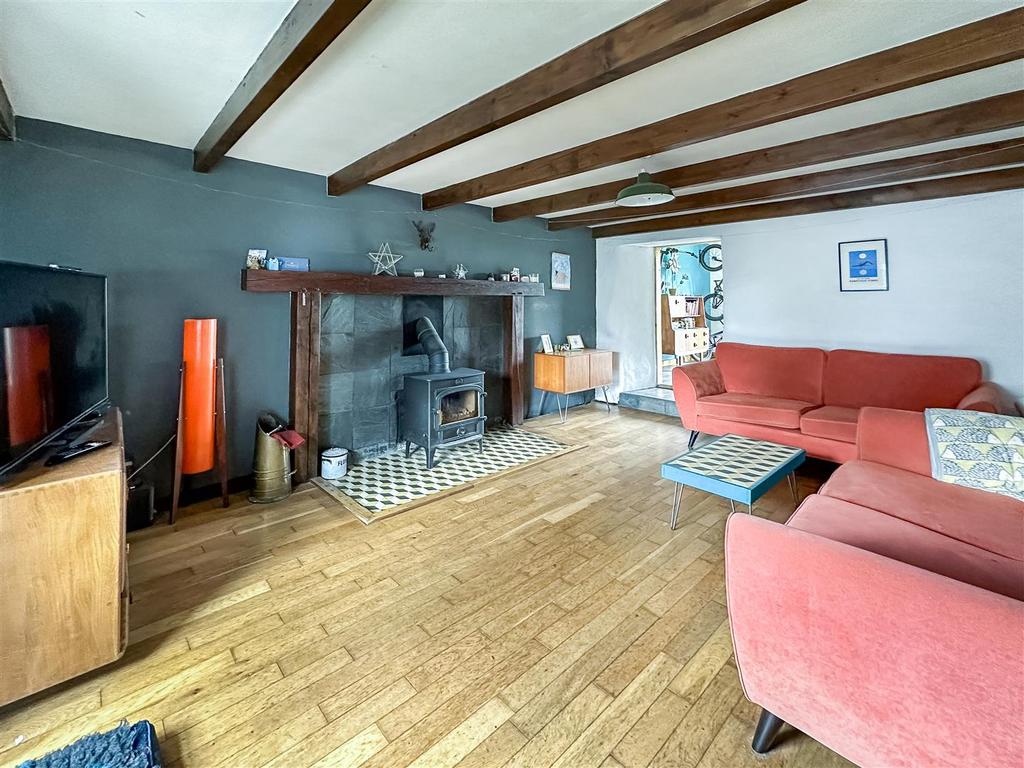Herniss 4 bed semidetached house for sale £395,000