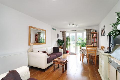 54 Riverstone Drive, Manchester, M23 9QW