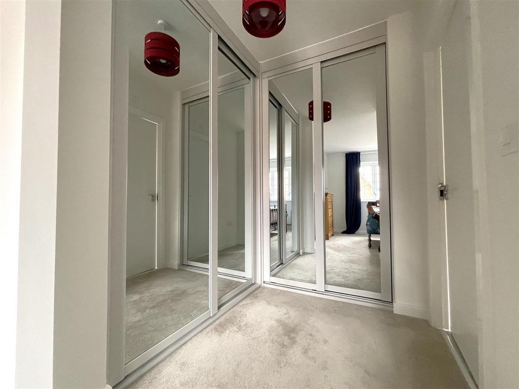 Walk through dressing room