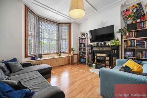 2 bedroom flat for sale, Tunley Road, Harlesden, NW10