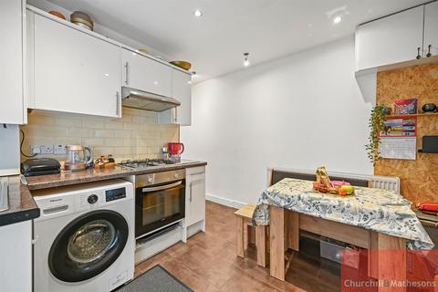 2 bedroom flat for sale, Tunley Road, Harlesden, NW10 9JR