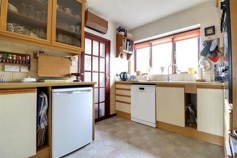 22 Sycamore Avenue, Rode Heath, Stoke-on-trent, ST7 3SF