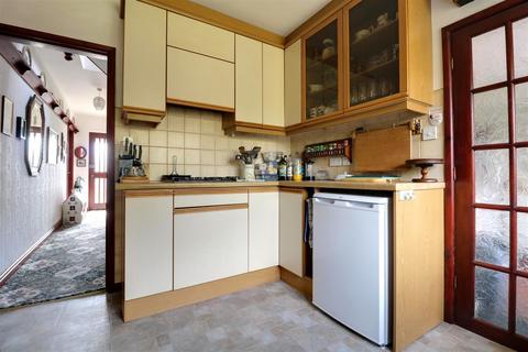 22 Sycamore Avenue, Rode Heath, Stoke-on-trent, ST7 3SF