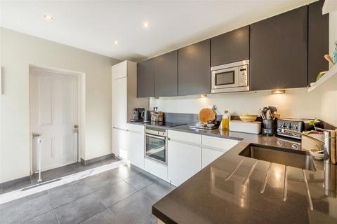 2 bedroom apartment to rent, Selborne Road, Hove