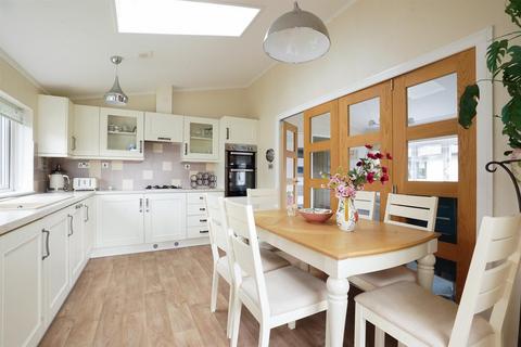 2 bedroom park home for sale, Welford Chase, Welford On Avon, Stratford-Upon-Avon