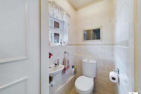 3 bedroom semi-detached house for sale, High View Road, London