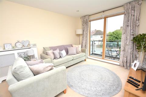 1 bedroom flat for sale, Durnsford Road, Wimbledon SW19