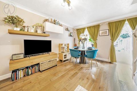2 bedroom house for sale, Oakmead Place, Mitcham CR4