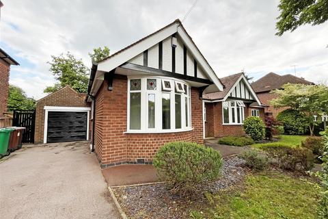 4 bedroom detached bungalow to rent, Ribblesdale Road, Nottingham NG5