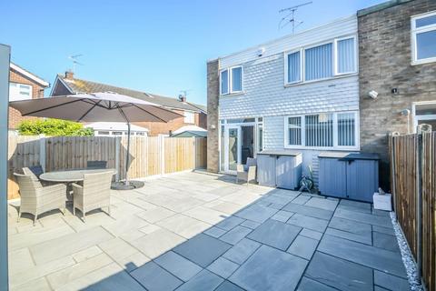 3 bedroom semi-detached house for sale, Townfield Walk, Southend-On-Sea SS3