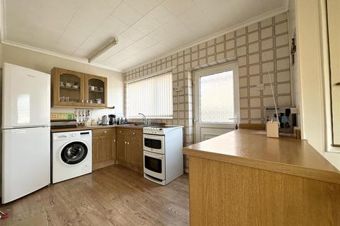 2 bedroom semi-detached bungalow for sale, Halcroft Rise, Wigston LE18