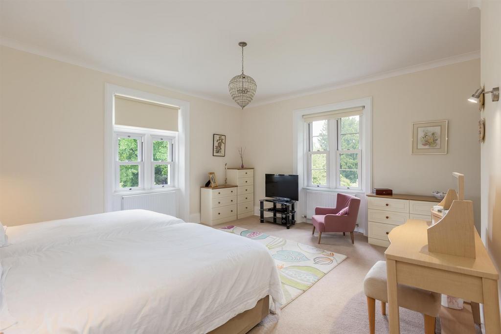 Principal bedroom suite