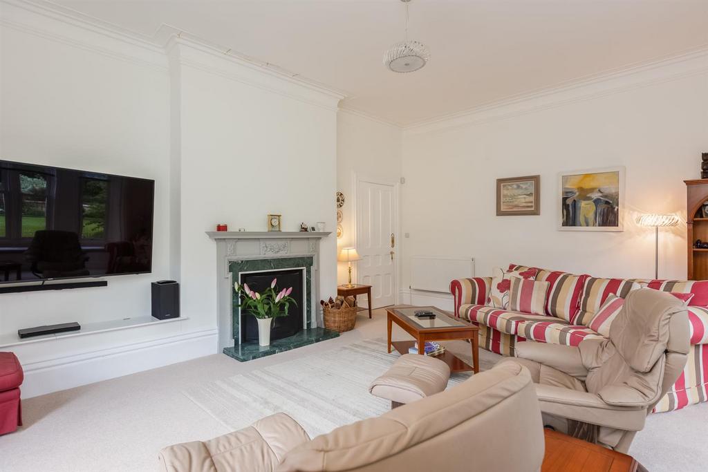 Drawing room