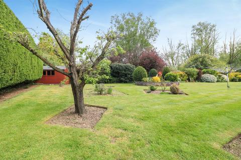 5 bedroom detached bungalow for sale, Maldon Road, Witham