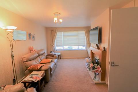 2 bedroom flat for sale, Downfield Road, Cheshunt EN8