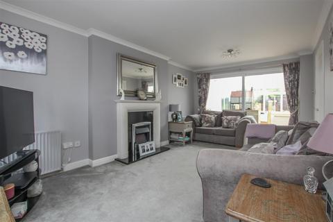 3 bedroom terraced house for sale, Crow Green Lane, Pilgrims Hatch, Brentwood