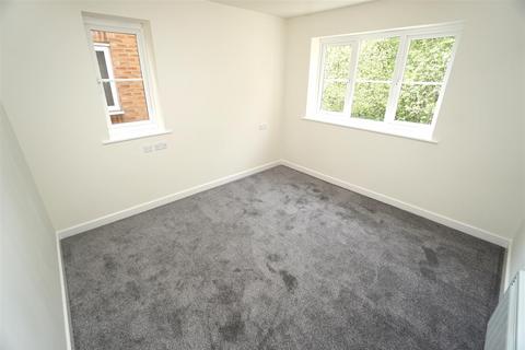 2 bedroom apartment to rent, Jethro Street, Bolton BL2