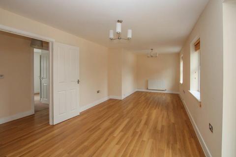 2 bedroom apartment to rent, St Helens Mews, Brentwood