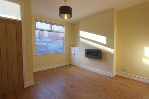 2 bedroom terraced house to rent, Belgrave Street, Darlington