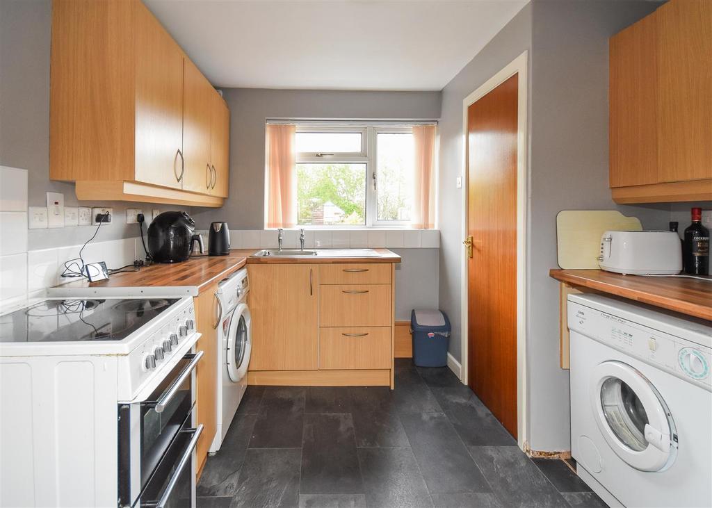 7 Dickinson Road - Kitchen.jpg