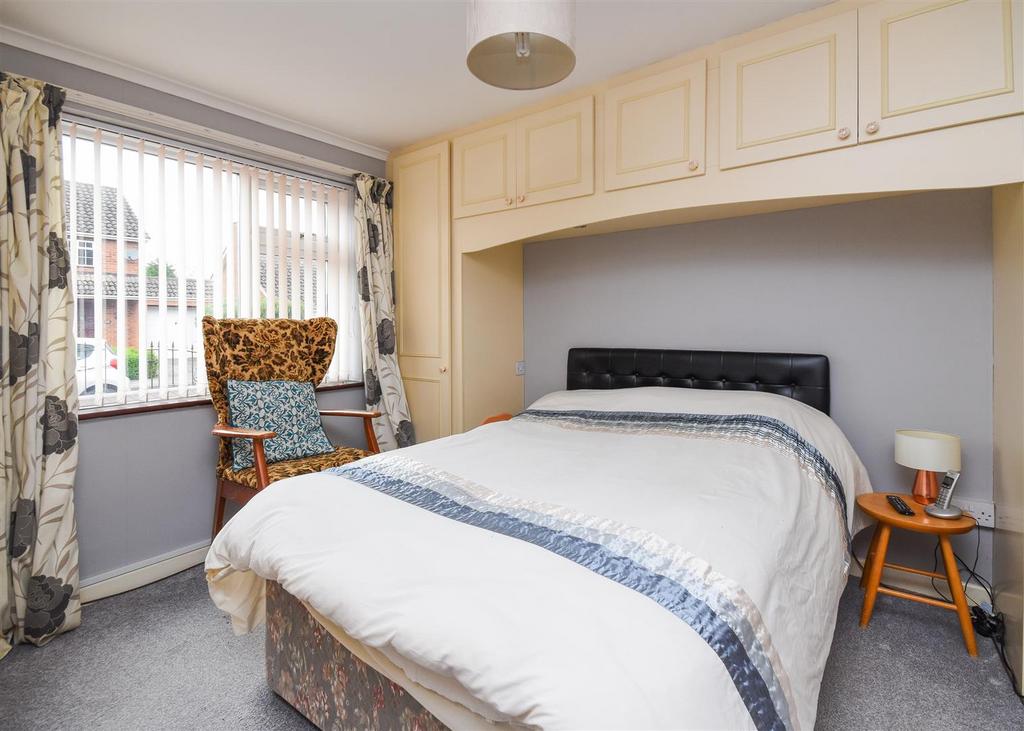 7 Dickinson Road - Bedroom.jpg