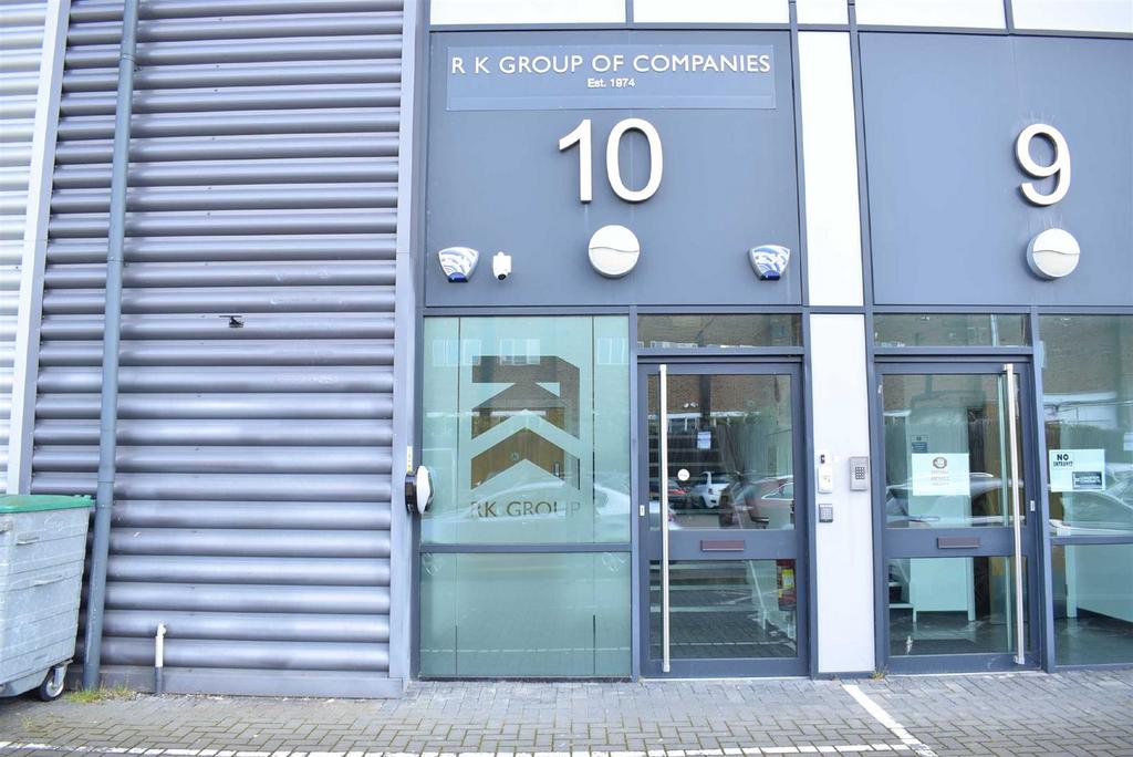 Loughton Business Centre, Langston... Serviced office to rent £1,167 pcm (£269 pw)