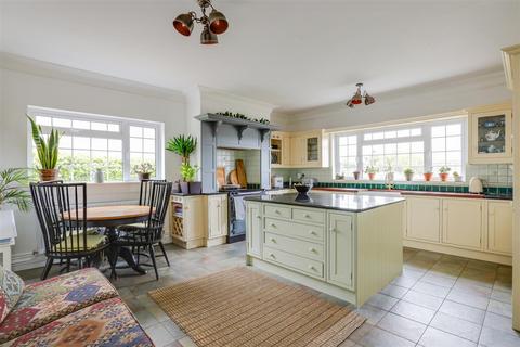 4 bedroom detached house for sale, Broadlands, The Meadows, Penllyn, Nr Cowbridge, Vale of Glamorgan, CF71 7RL