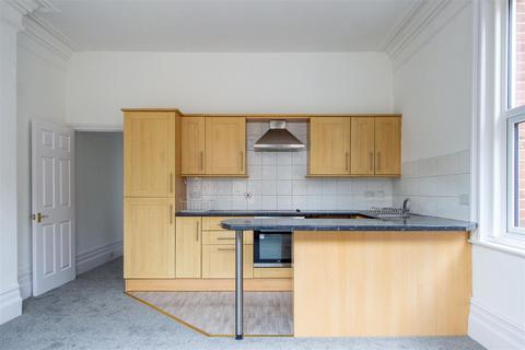 1 bedroom flat for sale, Boltro Road, Haywards Heath