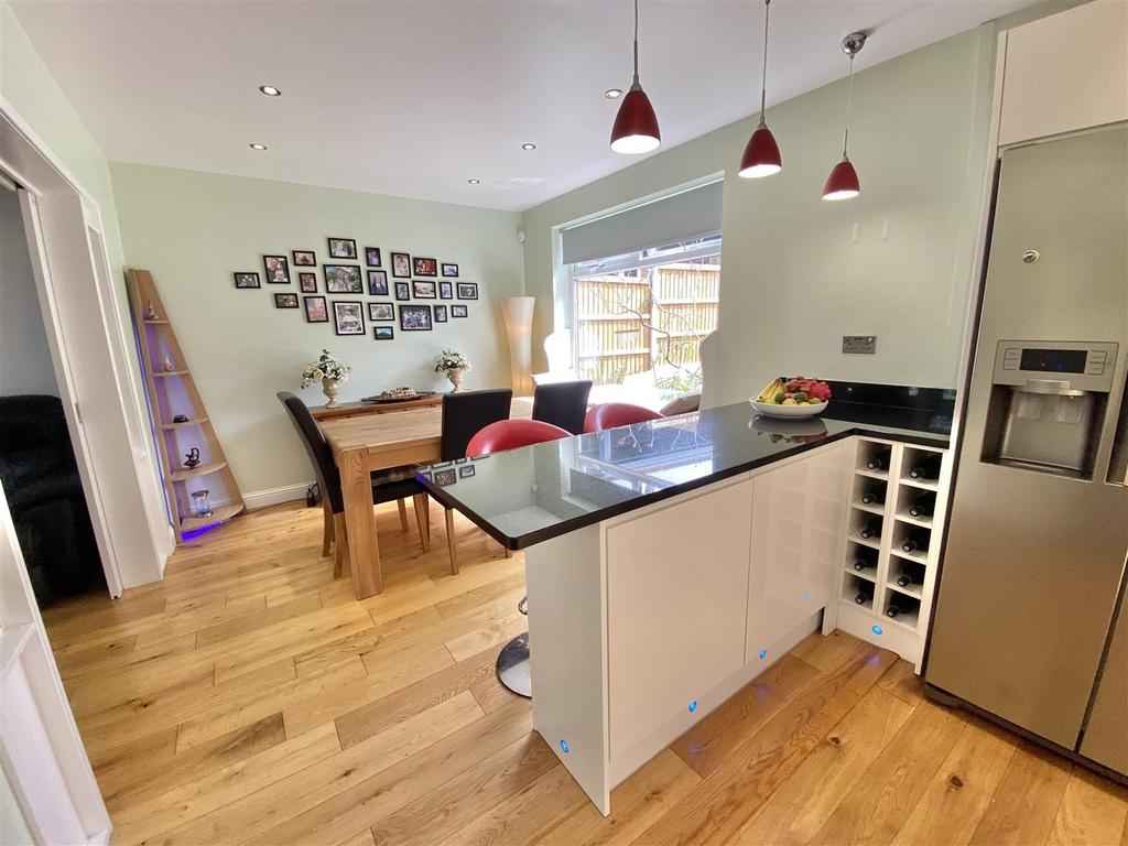 Dining Kitchen