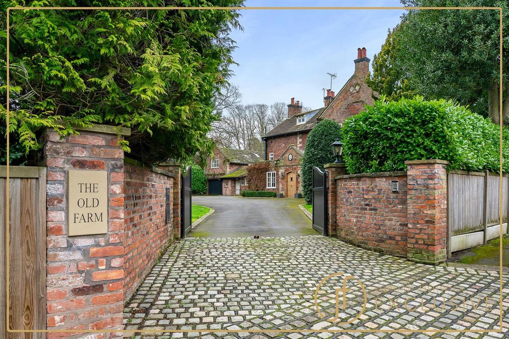 Hilltop Drive, Hale 6 bed house for sale £3,300,000