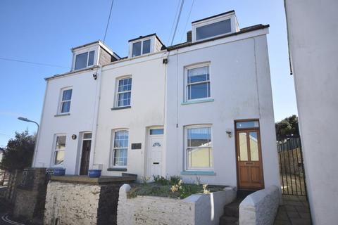 2 bedroom house to rent, North Street, Bideford, Devon