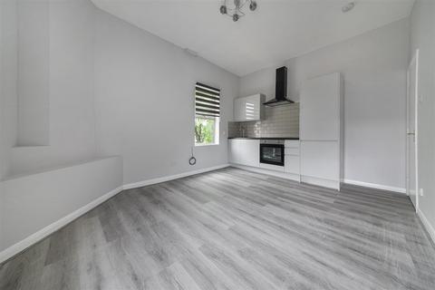 2 bedroom flat for sale, Hardy Road, Wimbledon SW19