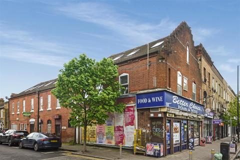 2 bedroom flat for sale, Hardy Road, Wimbledon SW19