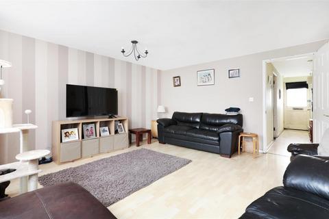 3 bedroom end of terrace house for sale, Miles Road, London N8