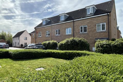 6 Avocet Grove, Soham, Ely, CB7 5GN