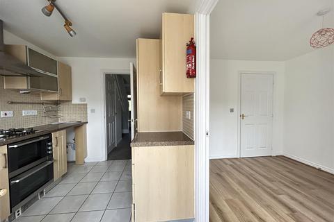 6 Avocet Grove, Soham, Ely, CB7 5GN