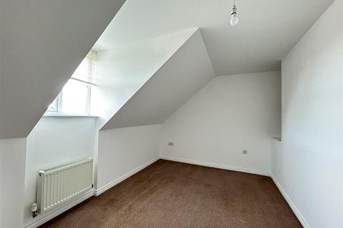 6 Avocet Grove, Soham, Ely, CB7 5GN