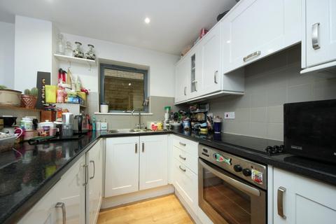 1 bedroom flat for sale, Uxbridge Road, W3