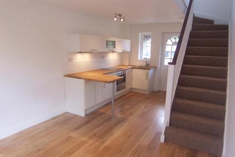 1 bedroom terraced house to rent, MOSEDALE