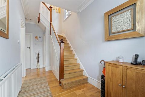 4 bedroom semi-detached house for sale, Langley Drive, Wanstead