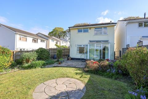 39 Beach Road, Carlyon Bay, St Austell, PL25 3PQ