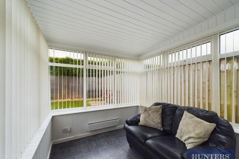 2 bedroom semi-detached bungalow to rent, Maple Road, Bridlington