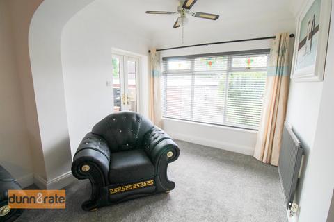 3 bedroom semi-detached house for sale, Stratford Avenue, Newcastle ST5