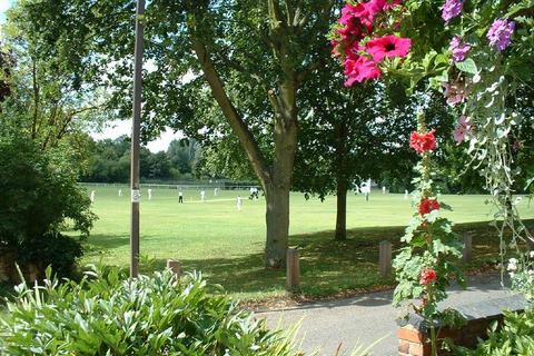 25 Maynard Close, Bradwell, Milton Keynes, MK13 9HS
