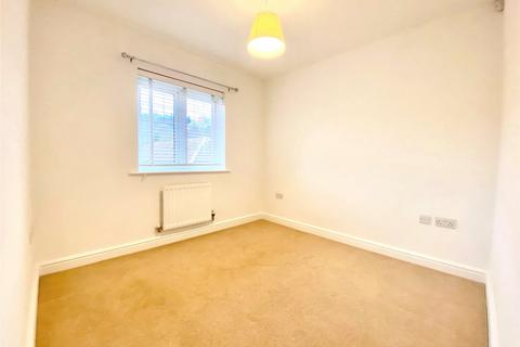 20 Nower Close West, Dorking, RH4 3DB