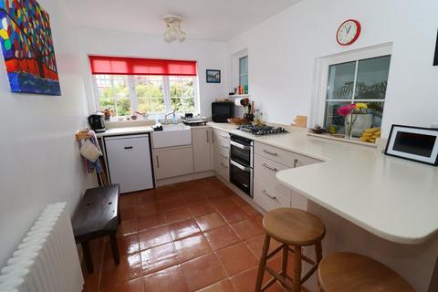 4 bedroom detached house for sale, Dorset Road, Bexhill-on-Sea, TN40